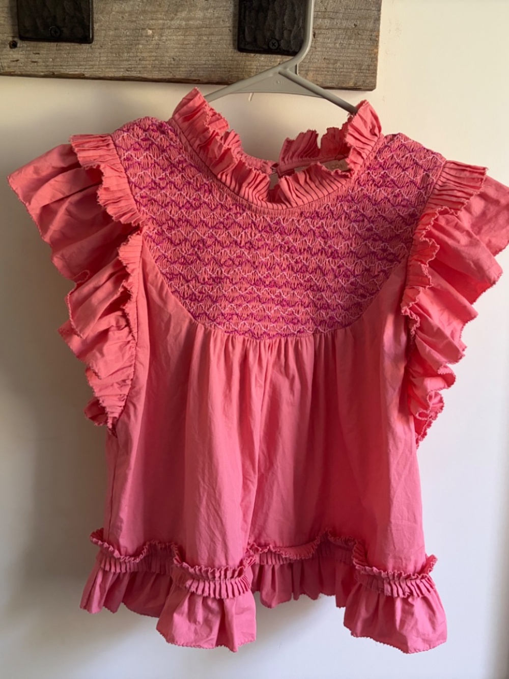 LOVE THE LABEL Women's Ruffle Smock Top Blouse Shirt xs